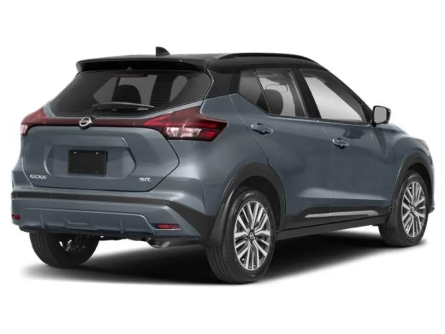 2021 Nissan Kicks SR photo 1