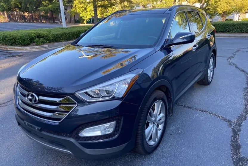 2015 Hyundai Santa Fe Sport 2.0T photo 1