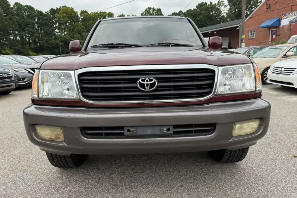 2000 Toyota Land Cruiser VX photo 1