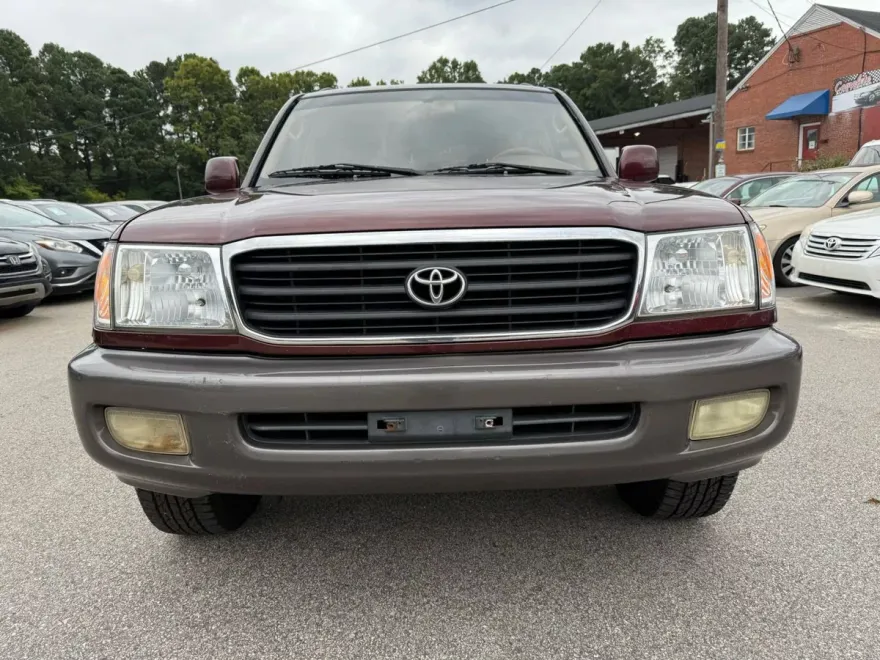 2000 Toyota Land Cruiser VX photo 1