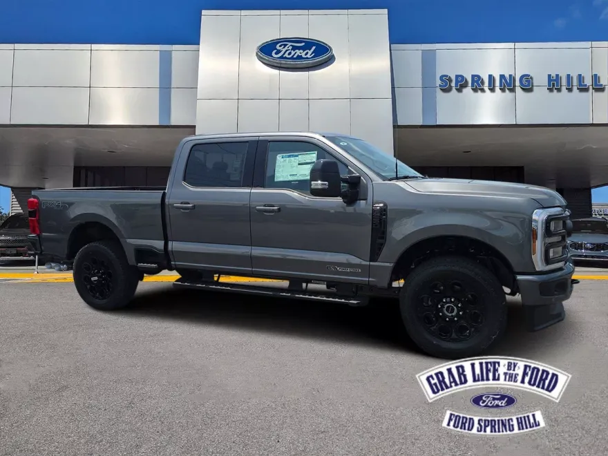 2025 Ford F-250 Lariat photo 1