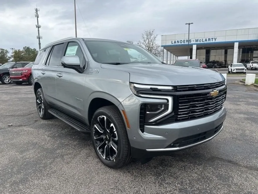 2025 Chevrolet Tahoe High Country photo 1