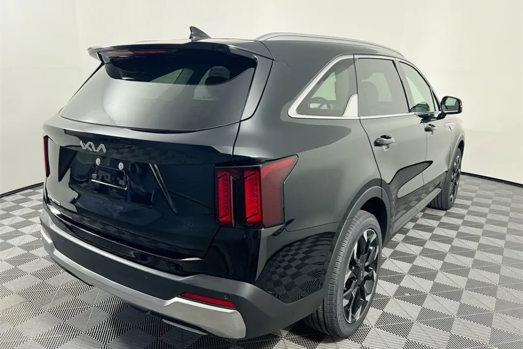 2025 Kia Sorento EX photo 1