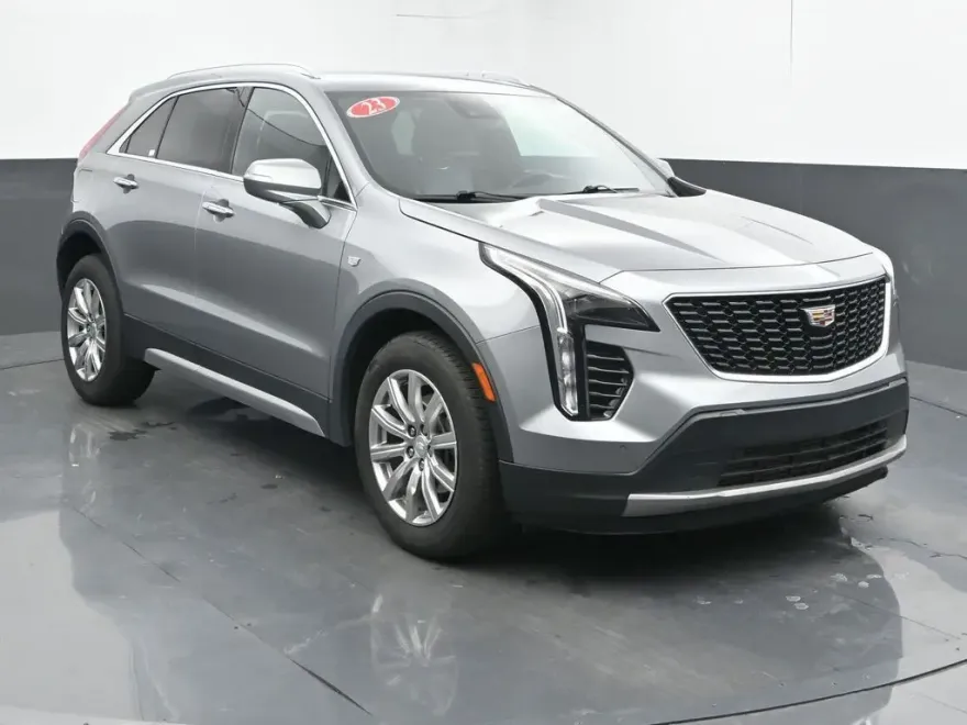 2023 Cadillac XT4 Premium Luxury photo 1