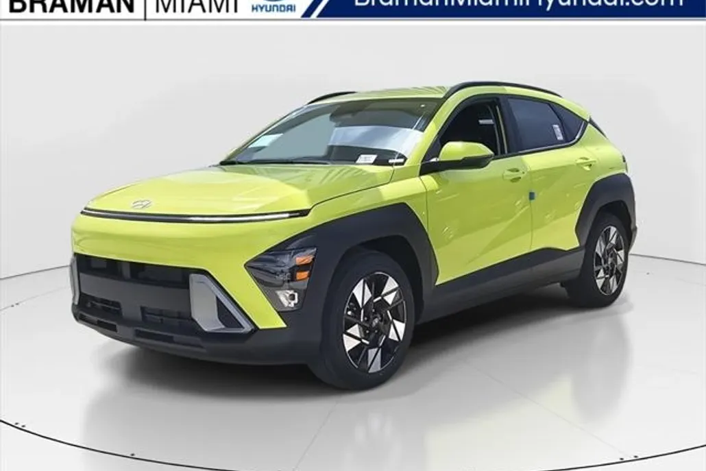 2025 Hyundai Kona SEL photo 1