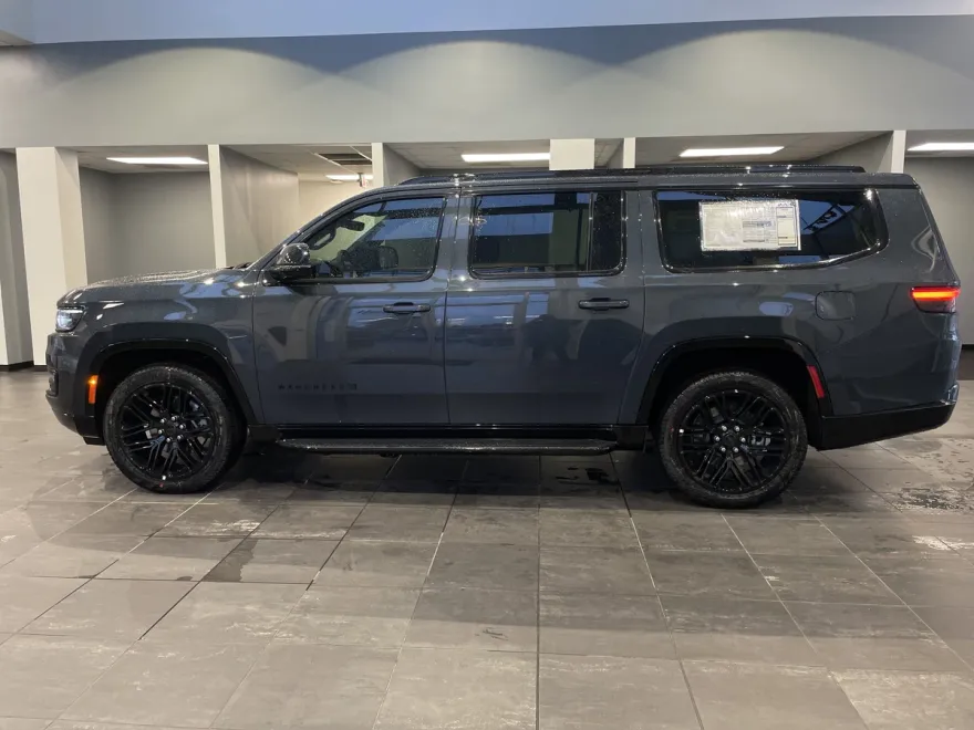 2025 Jeep Wagoneer L Series II Carbide photo 1