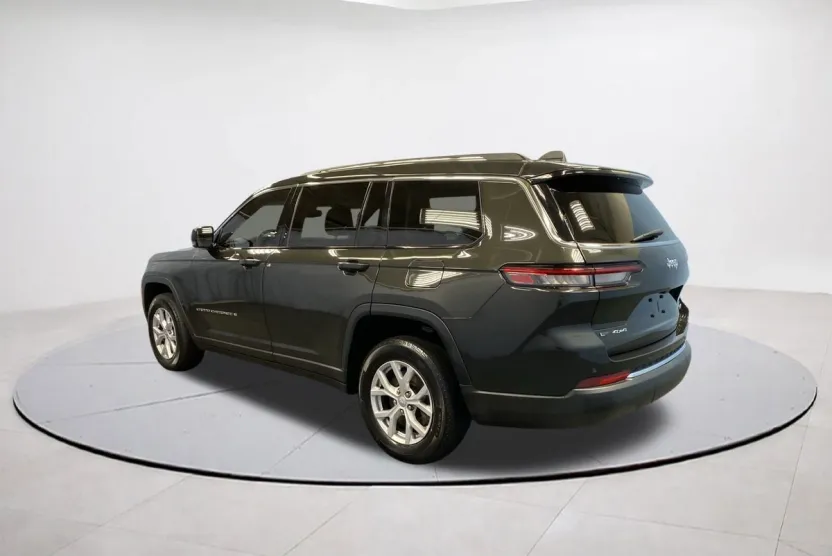 2022 Jeep Grand Cherokee Limited photo 1