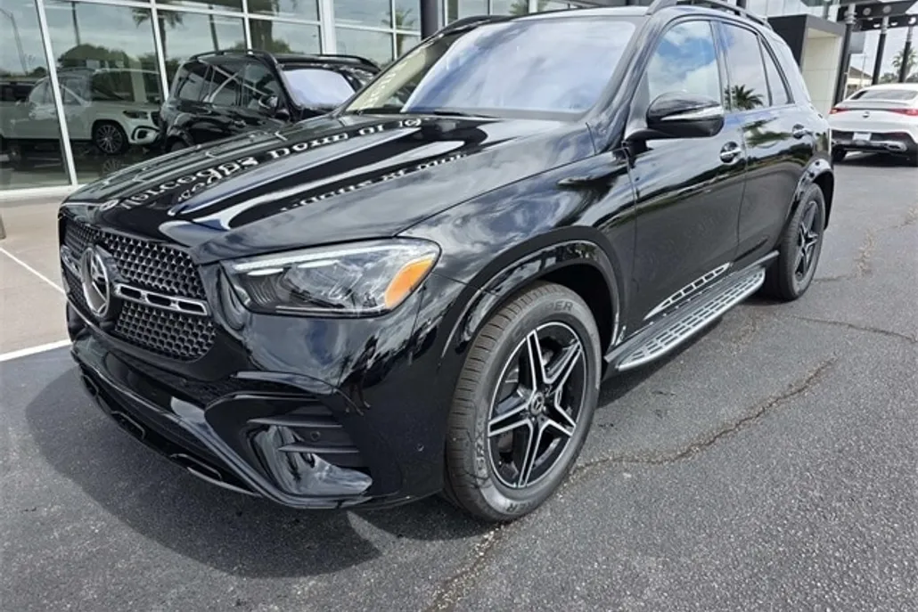 2026 Mercedes Benz GLE 450 4MATIC photo 1
