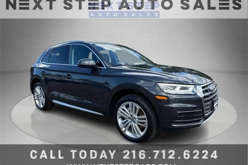 2018 Audi Q5 2.0T Premium Plus photo 1