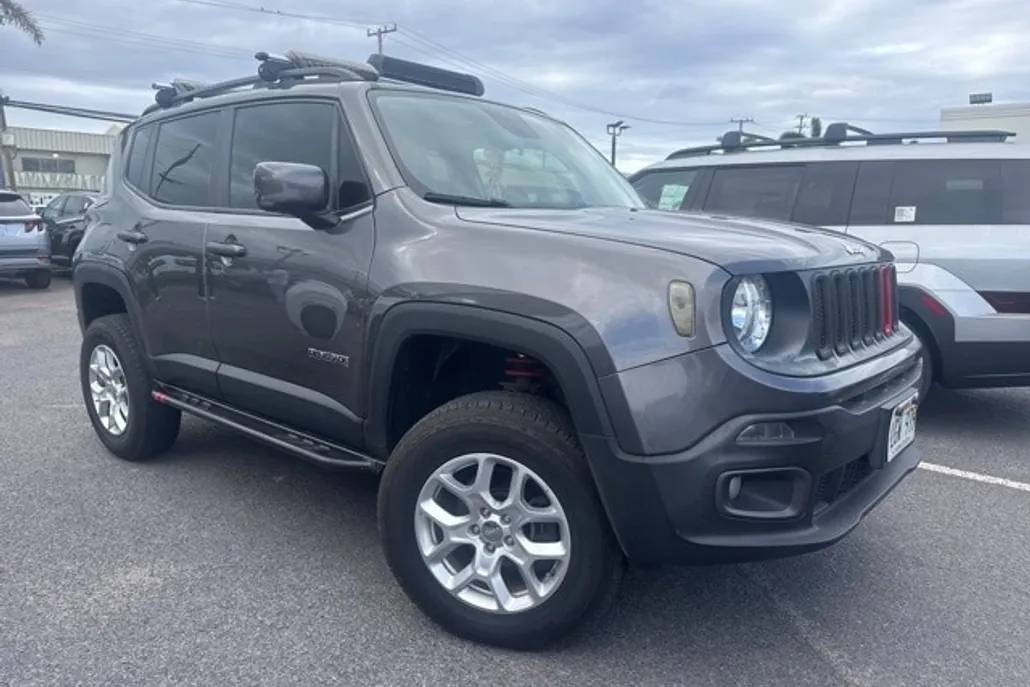 2017 Jeep Renegade Latitude North Edition photo 1