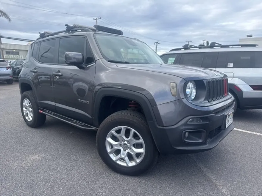 2017 Jeep Renegade Latitude North Edition photo 1