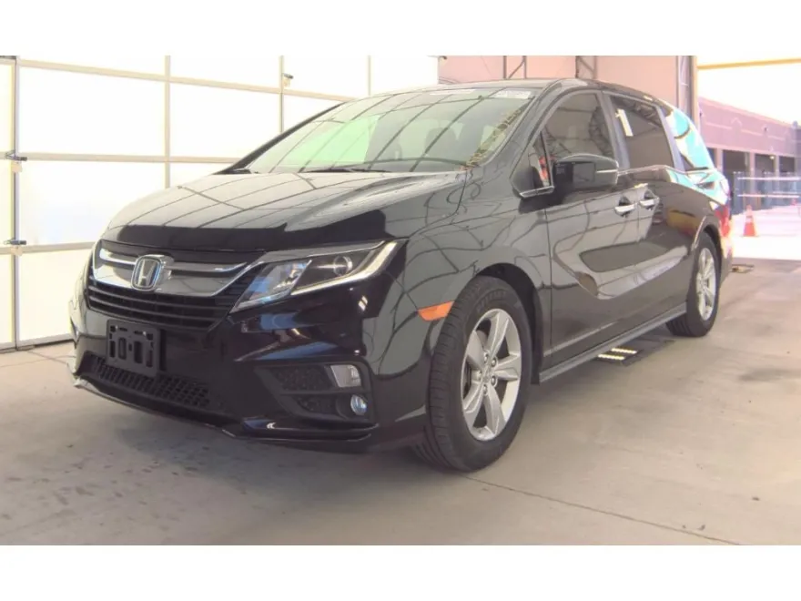 2019 Honda Odyssey EX-L photo 1