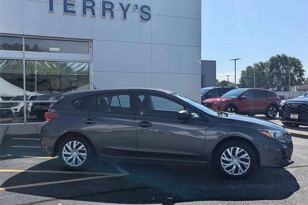 2019 Subaru Impreza Base photo 1
