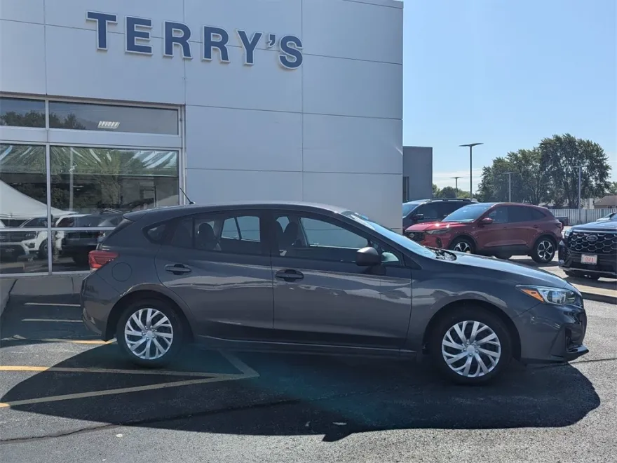 2019 Subaru Impreza Base photo 1