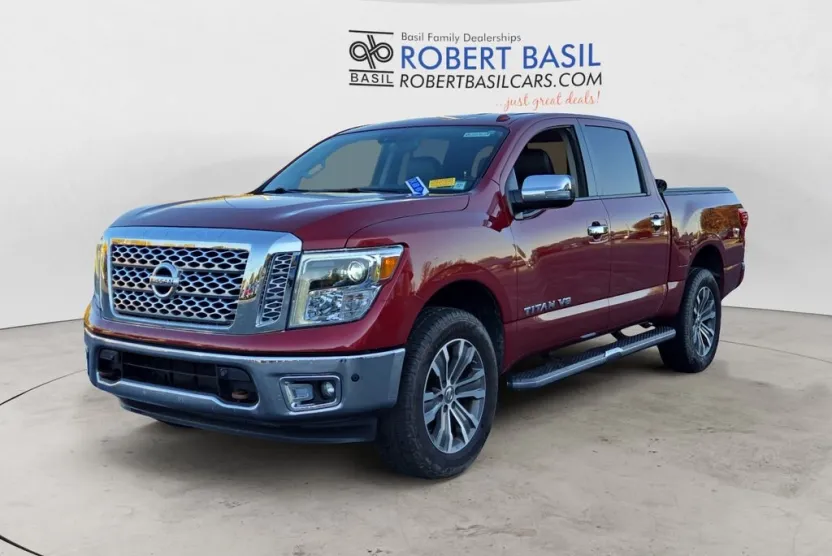 2018 Nissan Titan SL photo 1