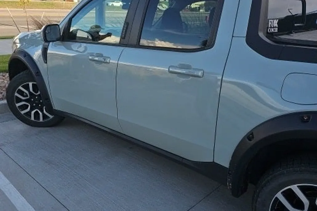 2022 Ford Maverick Lariat photo 1