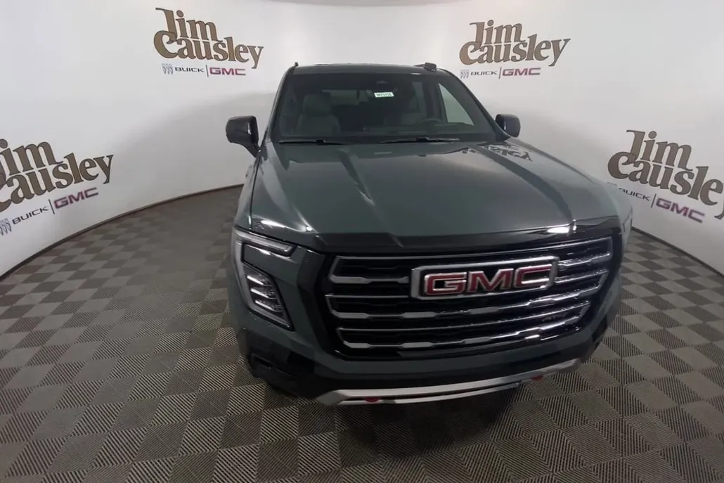 2026 Gmc Yukon AT4 photo 1