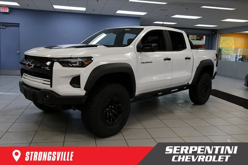 2026 Chevrolet Colorado ZR2 photo 1