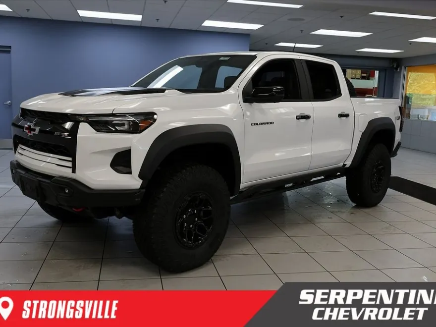 2026 Chevrolet Colorado ZR2 photo 1