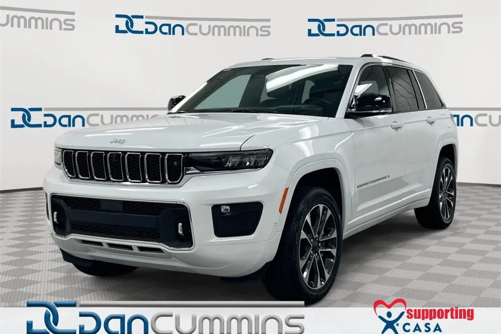 2025 Jeep Grand Cherokee Overland photo 1