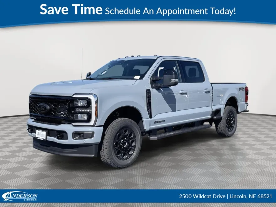 2025 Ford F-250 Lariat photo 1