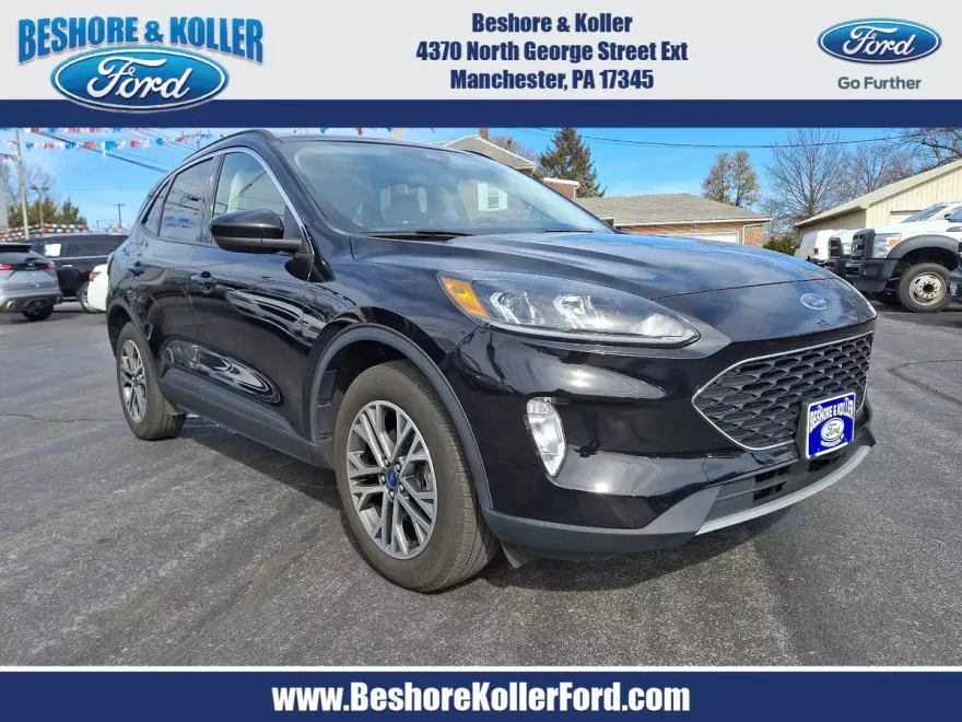2022 Ford Escape SEL photo 1