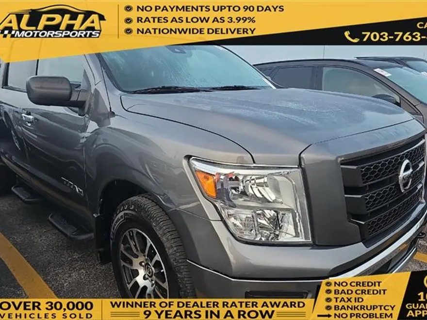 2021 Nissan Titan SV photo 1