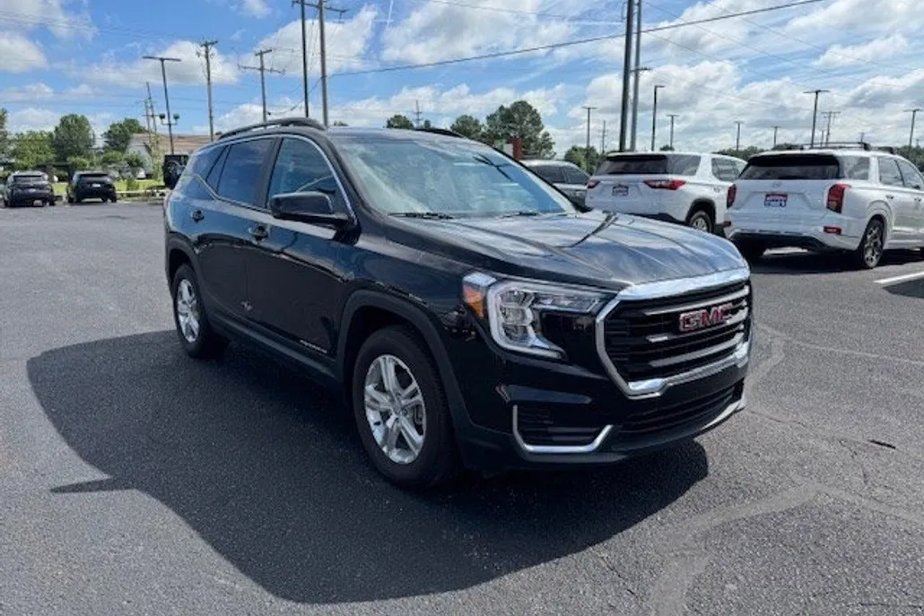 2023 Gmc Terrain SLE photo 1