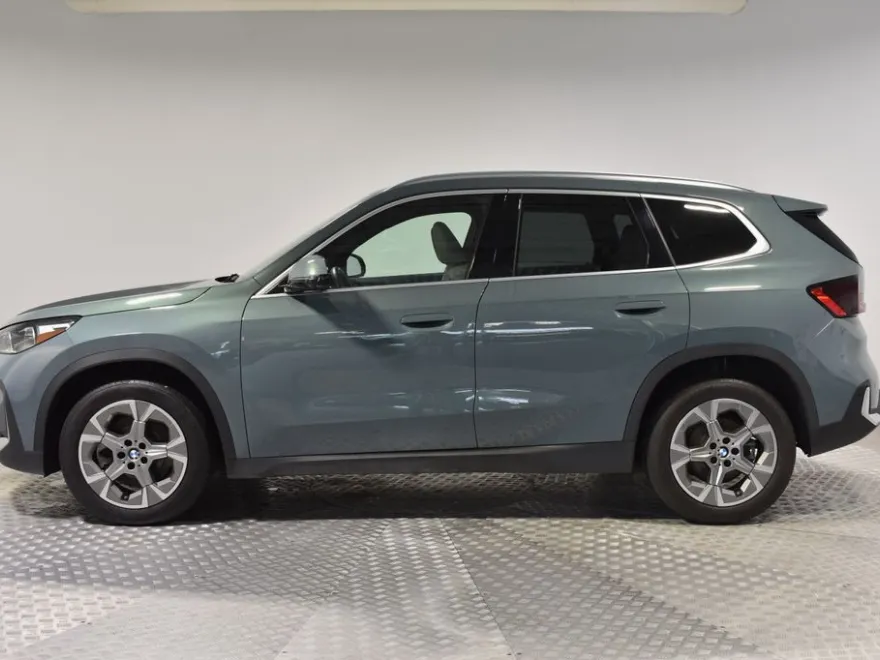 2023 Bmw X1 XDrive28i photo 1