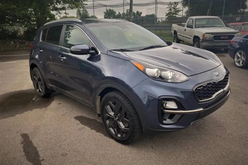 2020 Kia Sportage S photo 1