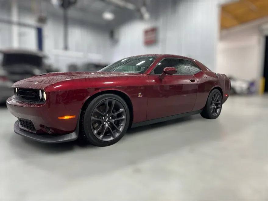 2022 Dodge Challenger R/T Scat Pack photo 1