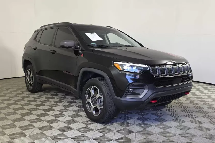2022 Jeep Compass Trailhawk photo 1