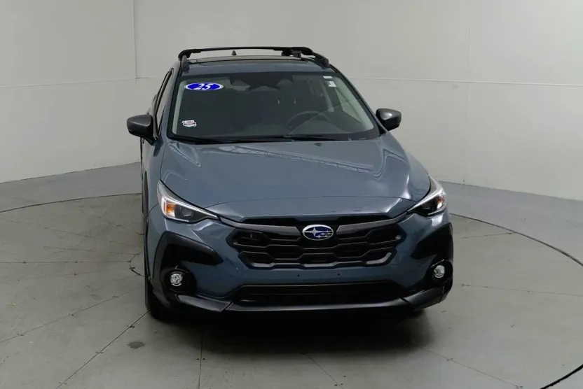 2025 Subaru Crosstrek Premium photo 1
