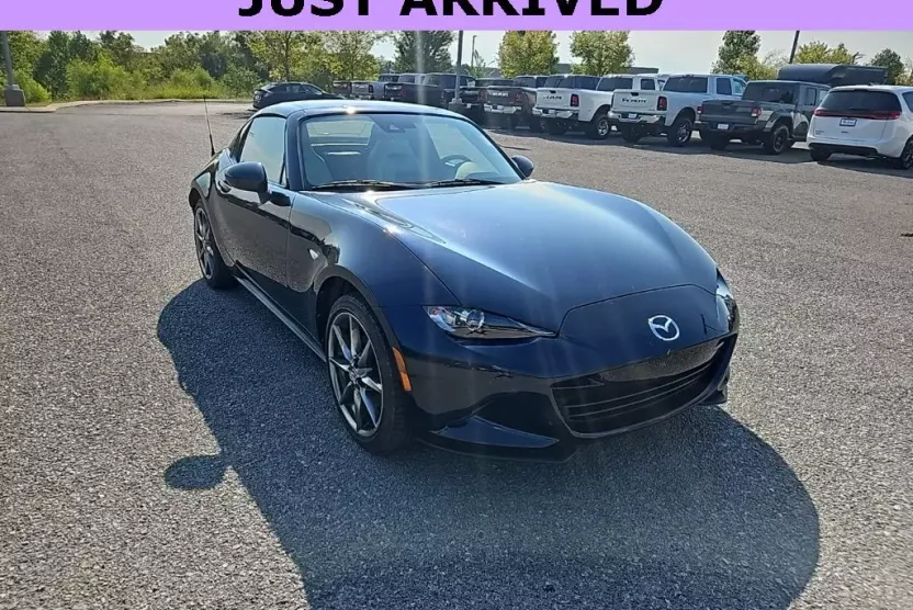 2021 Mazda MX-5 Miata Miata RF Grand Touring photo 1