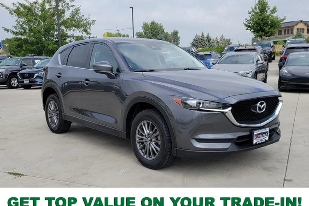 2017 Mazda CX-5 Touring photo 1