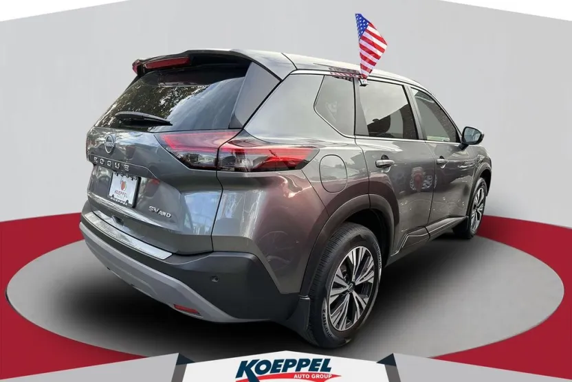 2022 Nissan Rogue SV photo 1