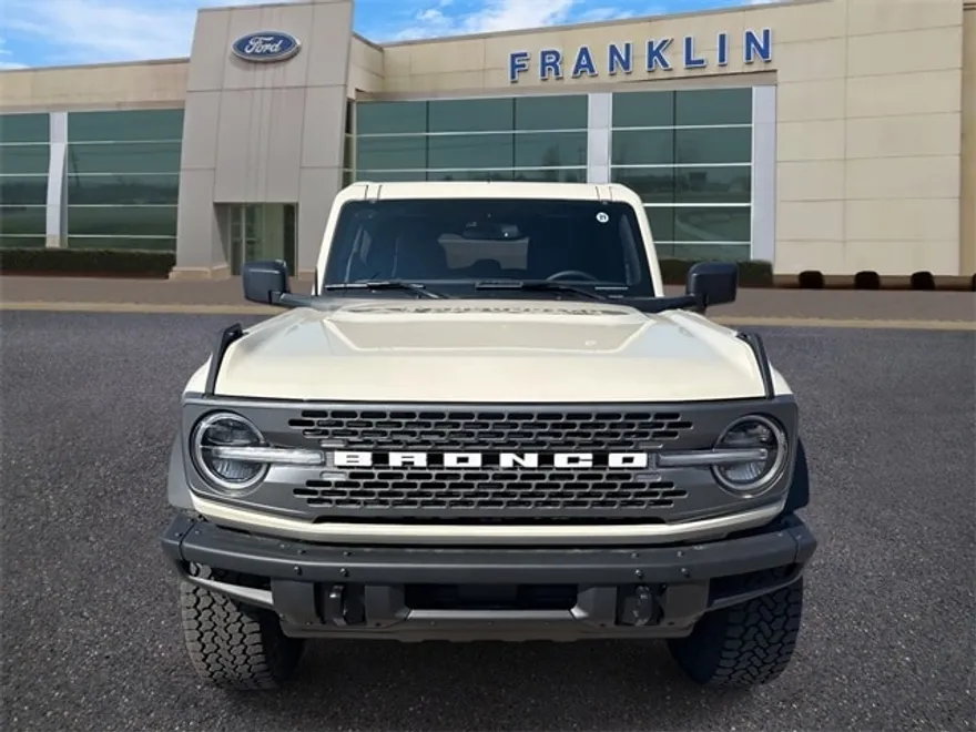 2025 Ford Bronco Badlands photo 1