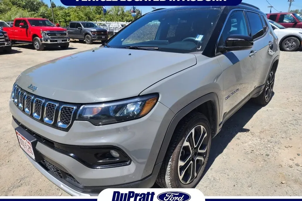 2023 Jeep Compass Limited photo 1