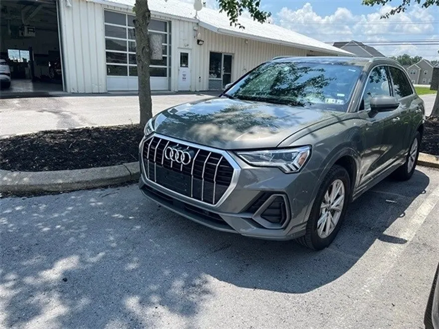 2024 Audi Q3 Premium S line photo 1