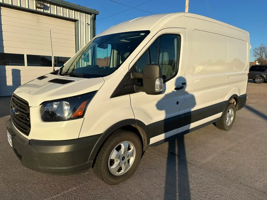2018 Ford Transit photo 1