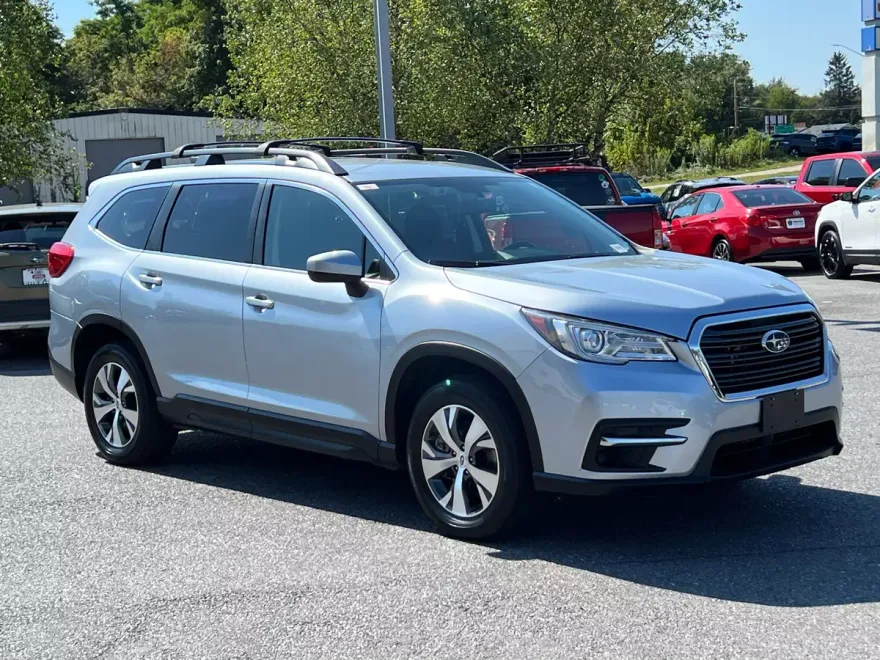 2022 Subaru Ascent Premium photo 1