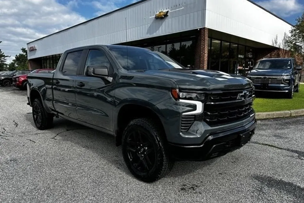 2025 Chevrolet Silverado 1500 LT Trail Boss photo 1