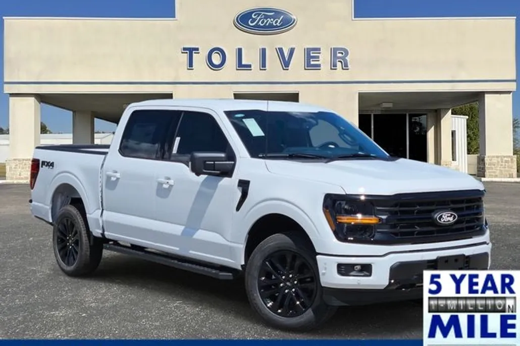 2025 Ford F-150 XLT photo 1