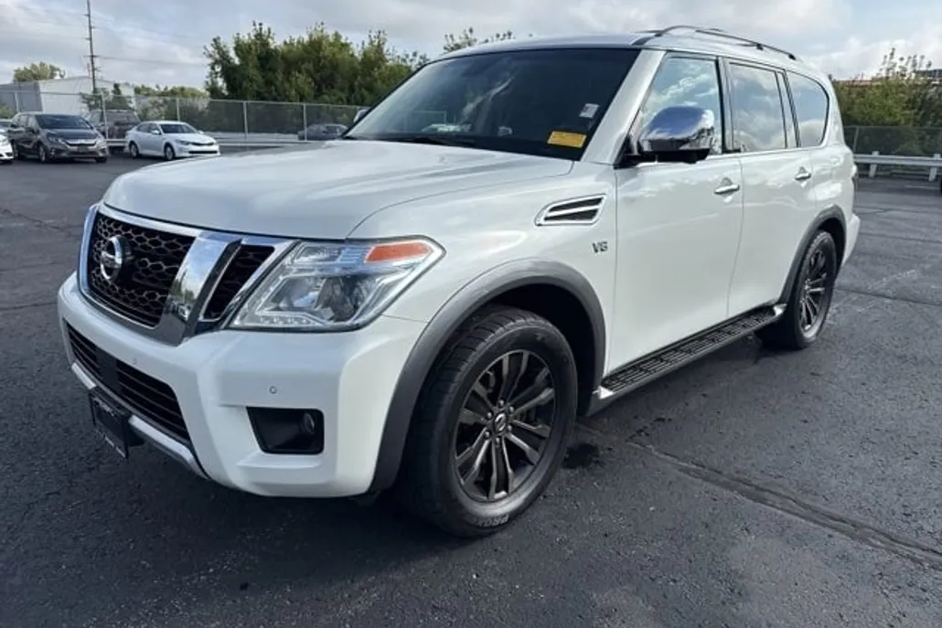 2017 Nissan Armada Platinum photo 1