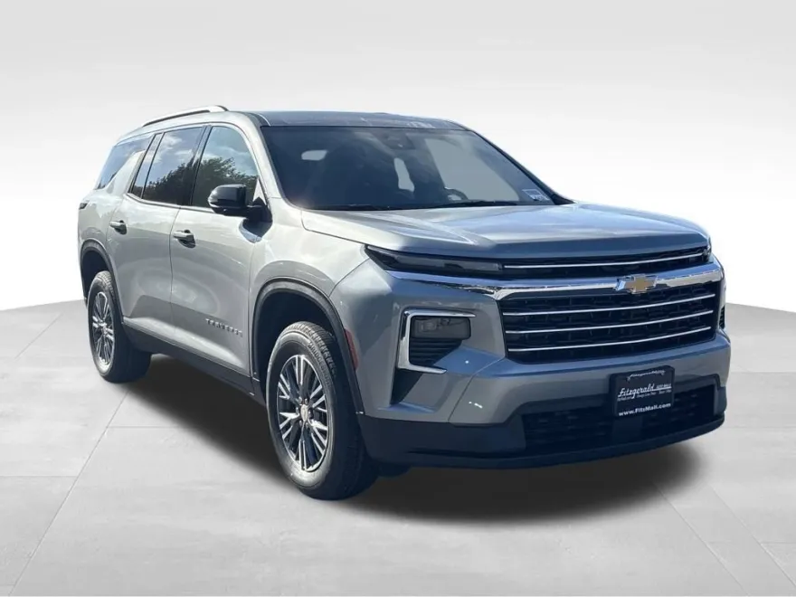 2026 Chevrolet Traverse photo 1