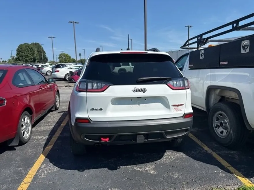 2021 Jeep Cherokee Trailhawk photo 1