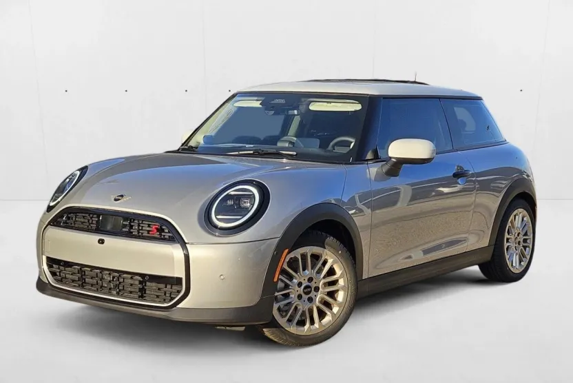 2025 Mini Cooper 2 Door Hardtop S Iconic photo 1
