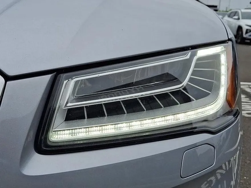 2016 Audi S8 4.0T photo 8