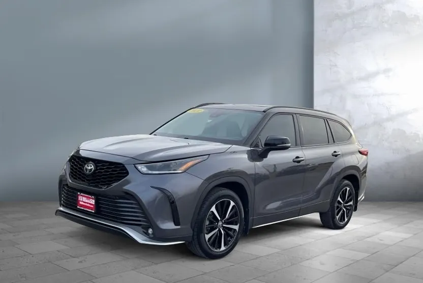 2021 Toyota Highlander XSE photo 1