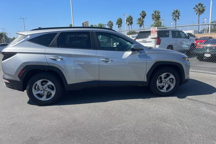 2023 Hyundai Tucson SEL photo 1